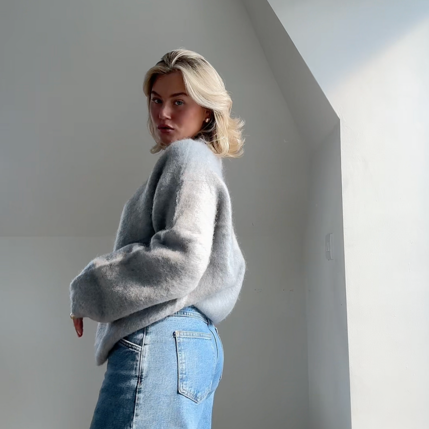 Stiilne kampsun ALINA mugavale hubasusele